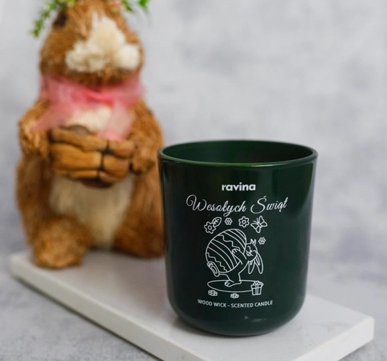 Ravina Happy Easter sojowa świeca zapachowa Konwalia 175g