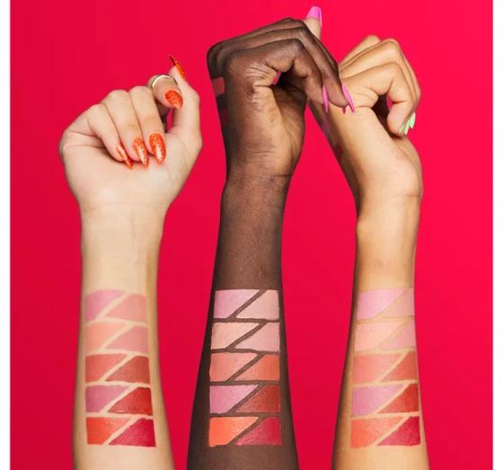 NYX Professional Makeup Wonder Stick dwustronny róż do policzków 01 Light Peach + Baby Pink 2 x 4 g