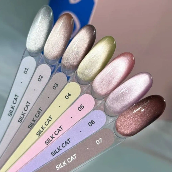 Divna Silk Cat Eye lakier hybrydowy do paznokci z efektem kociego oka 07 9 ml