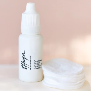 Thuya Pre-Smoothing of Eyebrows płyn zmiękczający łuskę włosa 15 ml